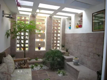 Stone Courtyard House Nungambakkam Chennai